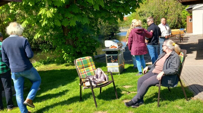 Saisonauftakt beim Bootsclub Gronau – Anpaddeln bei strahlendem Sonnenschein